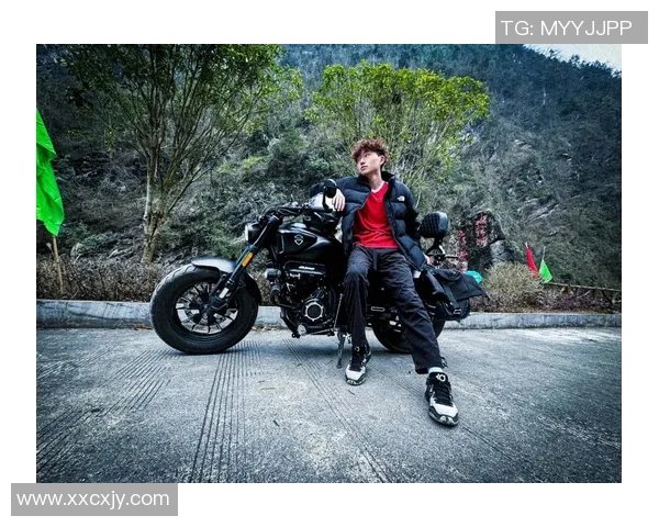 天空与神秘人之间的终极对决一场超越现实的球赛即将展开